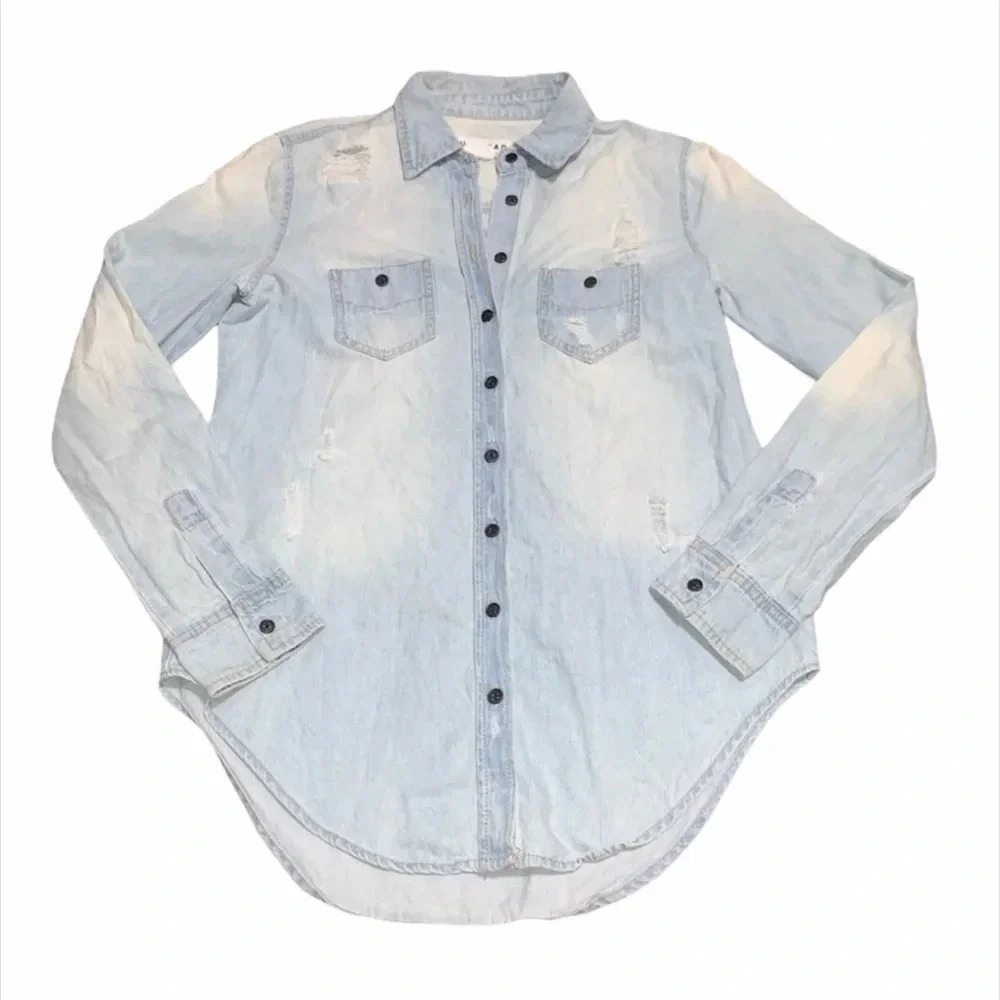 Bullhead Lightwash Denim Button Up